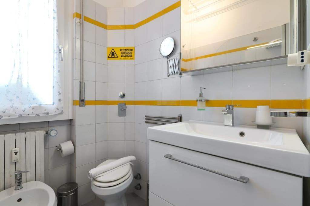 Apartmán Primopiano - Clitumno Milán Exteriér fotografie